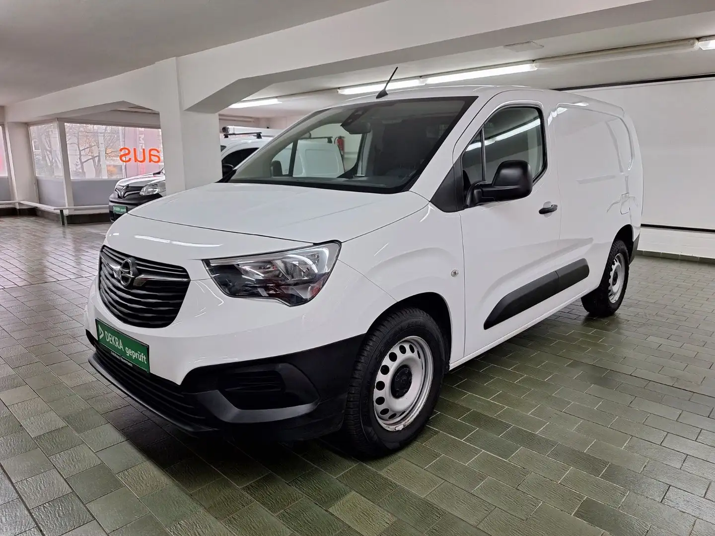 Opel Combo Cargo | 2,4t | Langversion XL | 3-Sitzer Weiß - 2