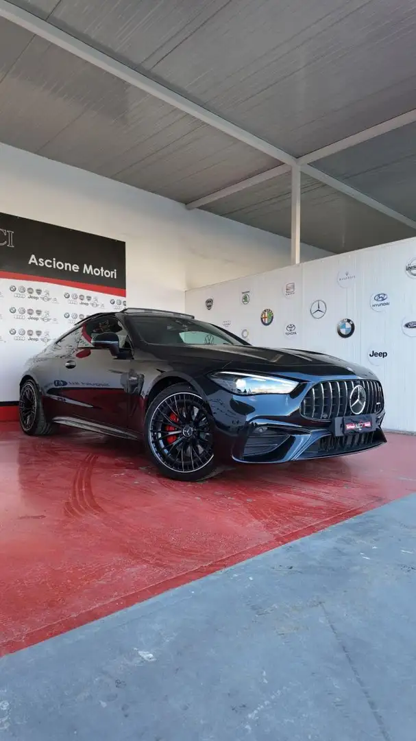 Mercedes-Benz CLE 200 53 AMG Coup&eacute; 4MATIC+ Premium Plus Zwart - 1