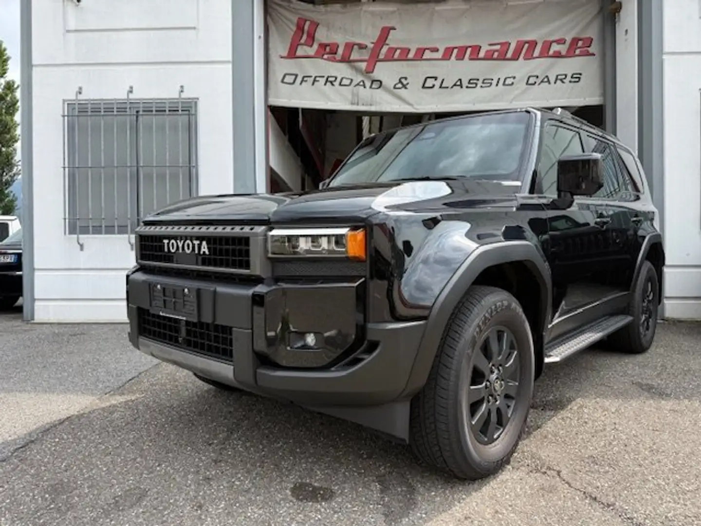 Toyota Land Cruiser AUTOCARRO 5 POSTI MILD HYBRD MOD: 2026 Negro - 1