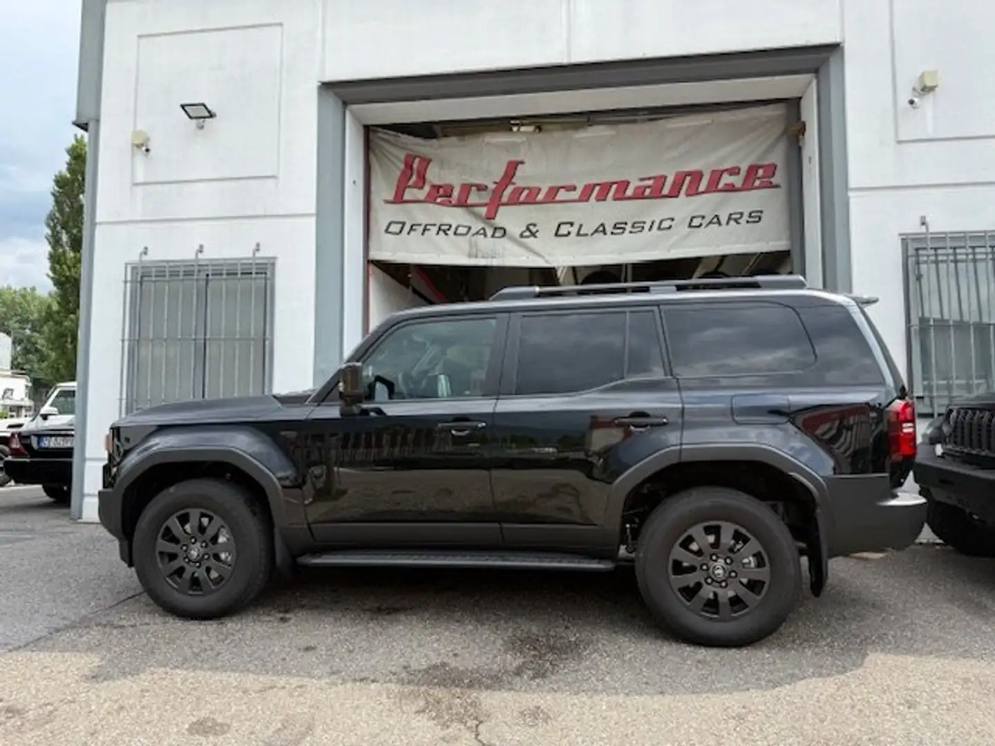 Toyota Land Cruiser AUTOCARRO 5 POSTI MILD HYBRD MOD: 2026 Negro - 2