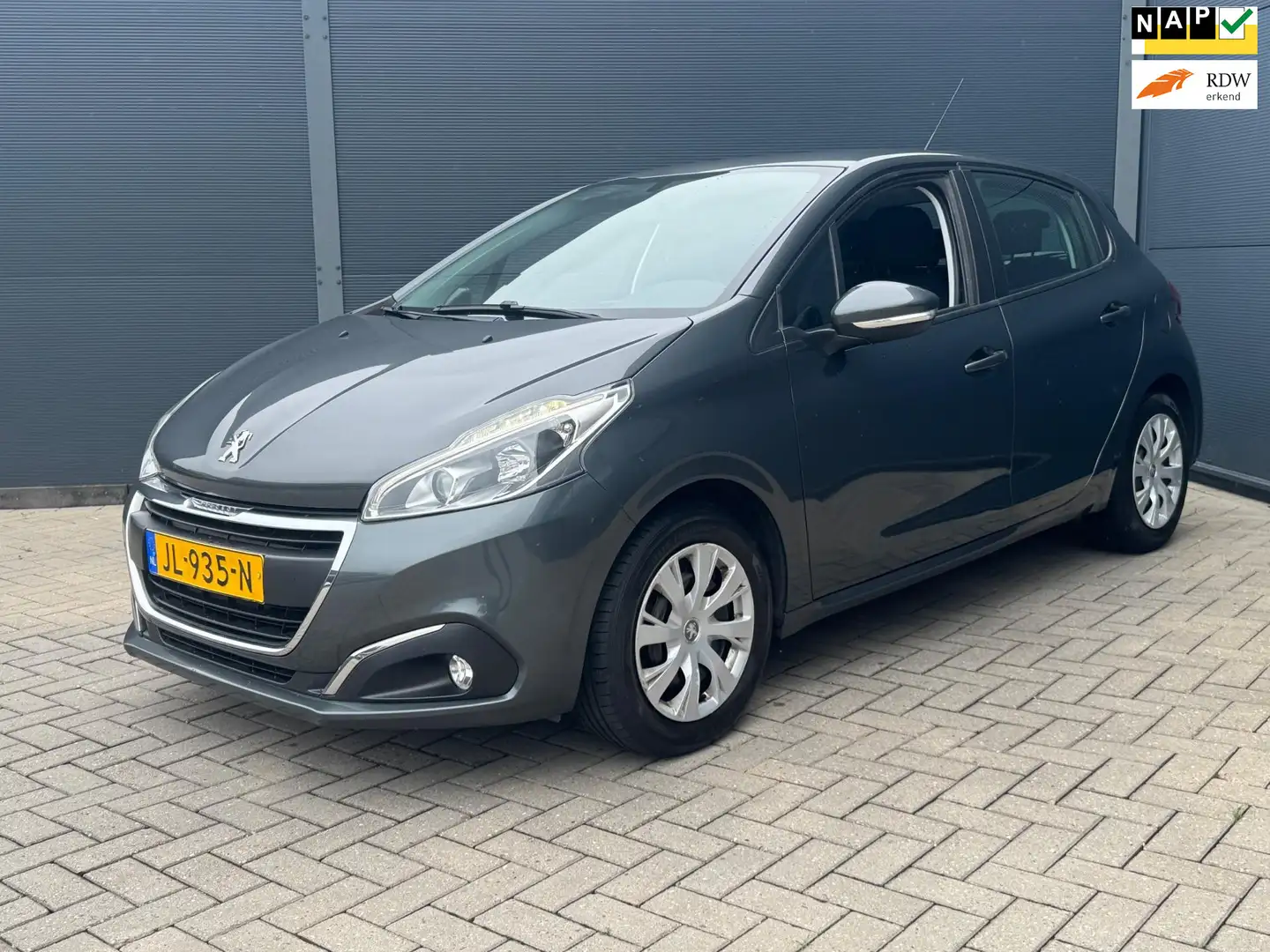 Peugeot 208 1.2 PureTech / Navi / Pdc / Nap Gris - 1