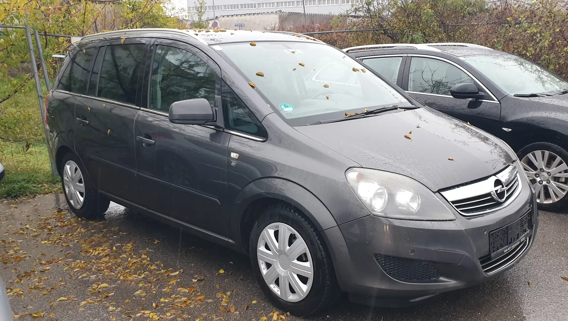 Opel Zafira 1,7cdti  Monocab Grau - 2