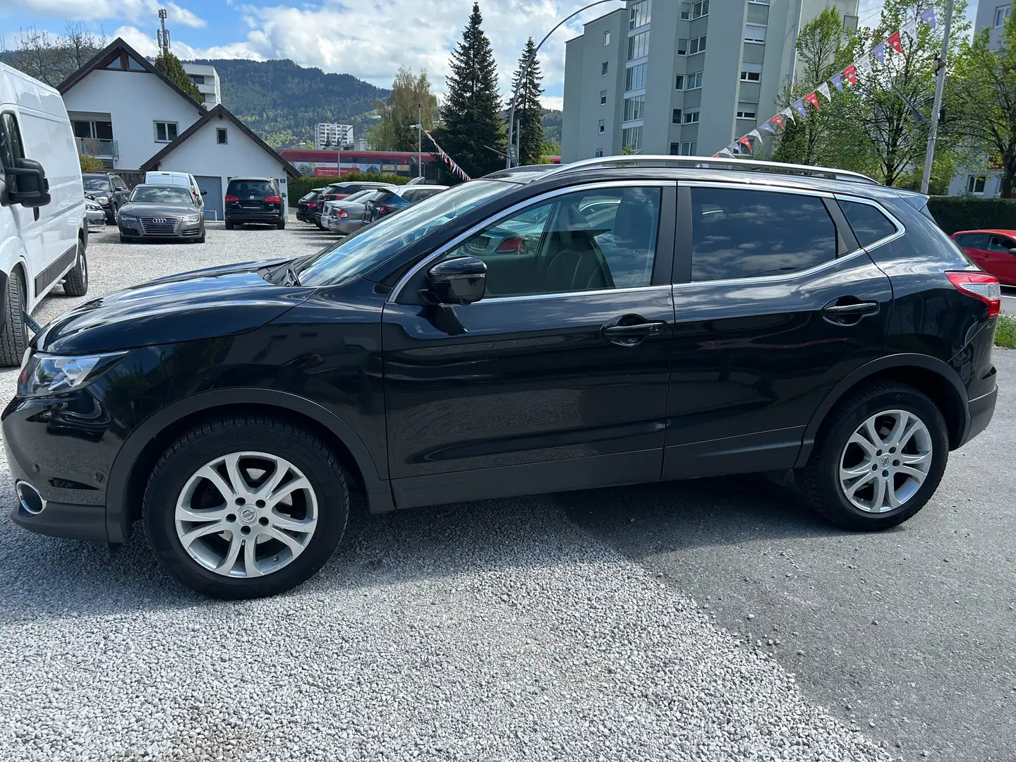 Nissan Qashqai Nissan Qashqai 1,6 dCi Tekna Aut. - 1