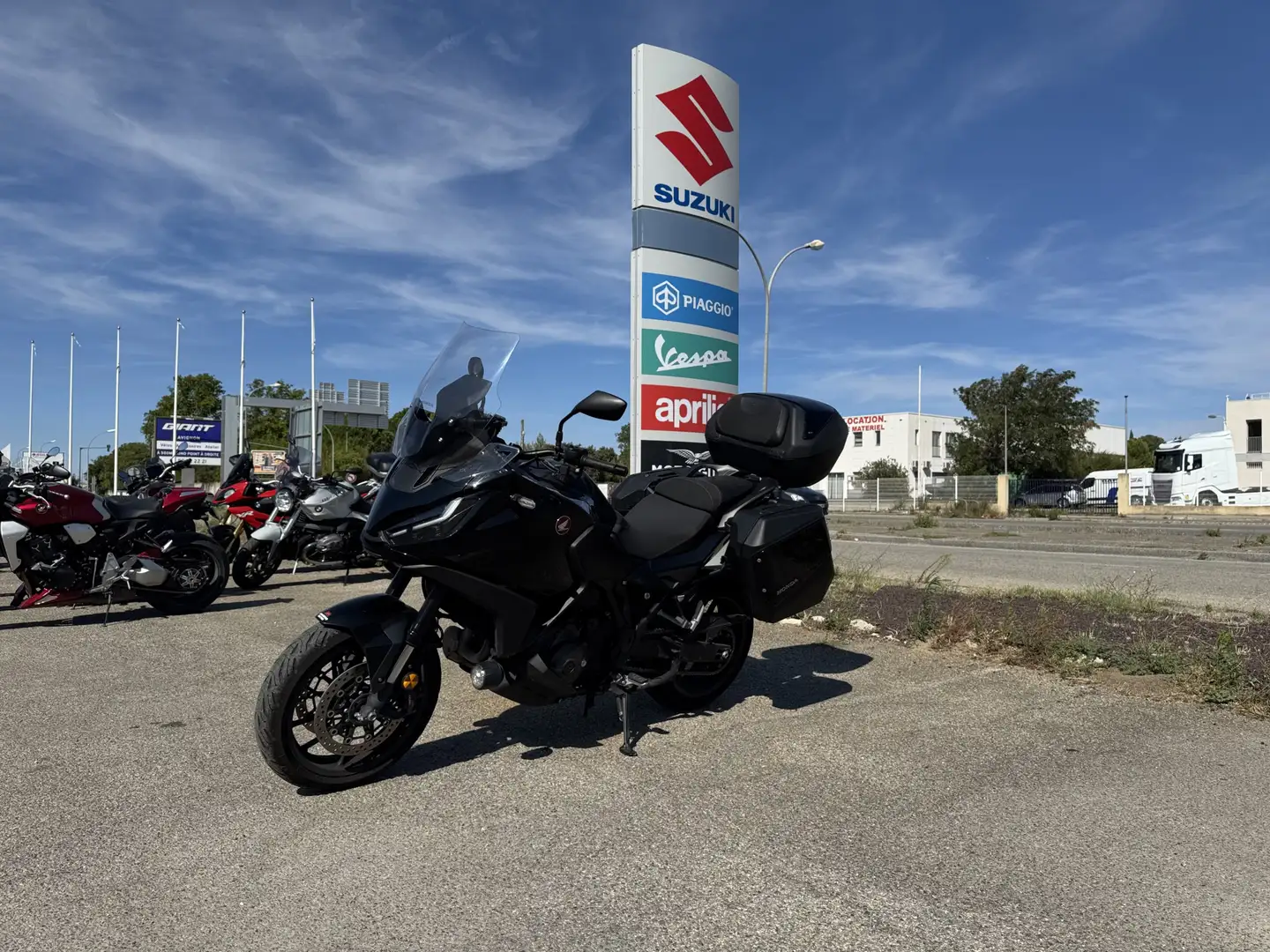 Honda NT 1100 Schwarz - 2