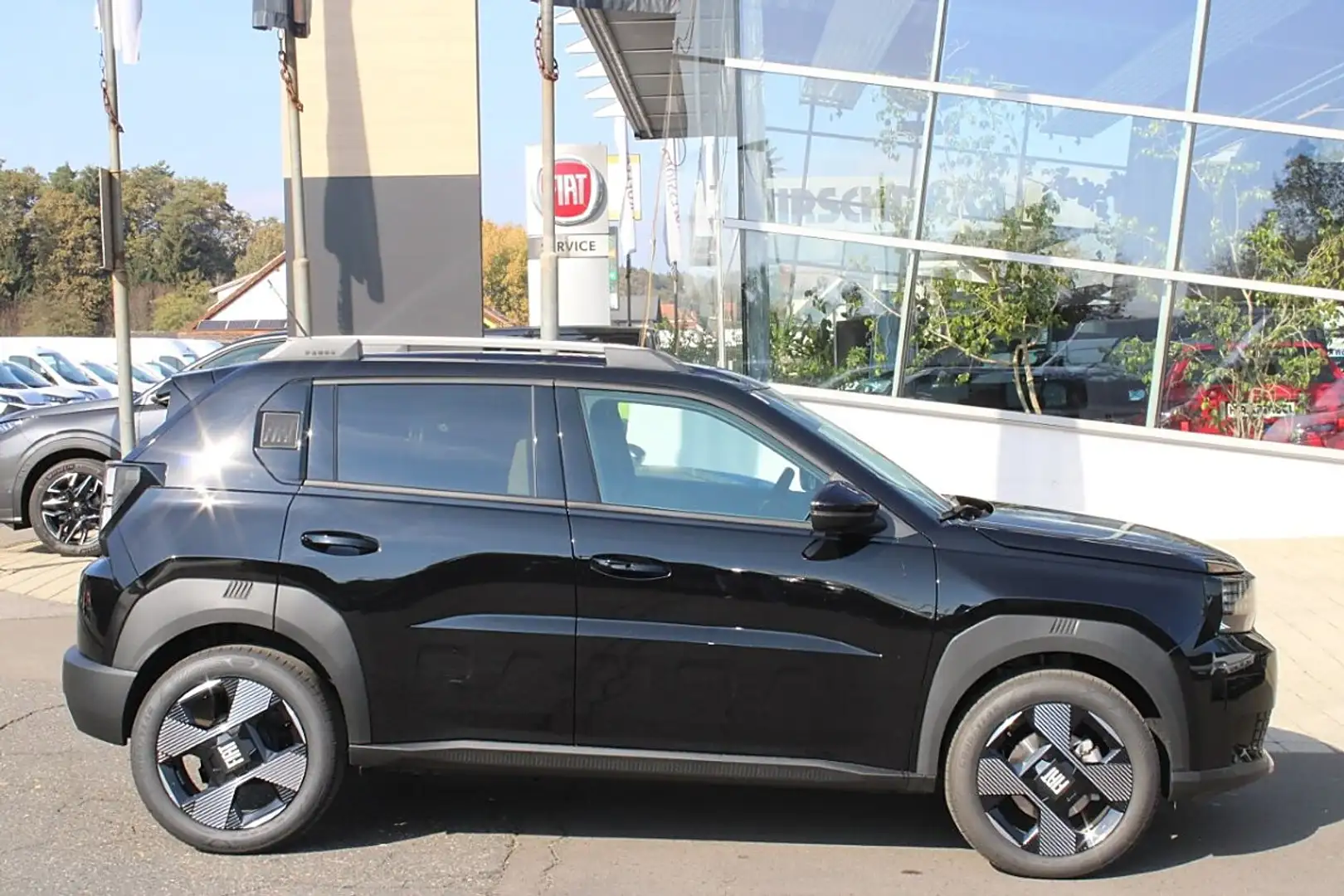 Fiat Grande Panda 1.2 T 100 La Prima Schwarz - 1