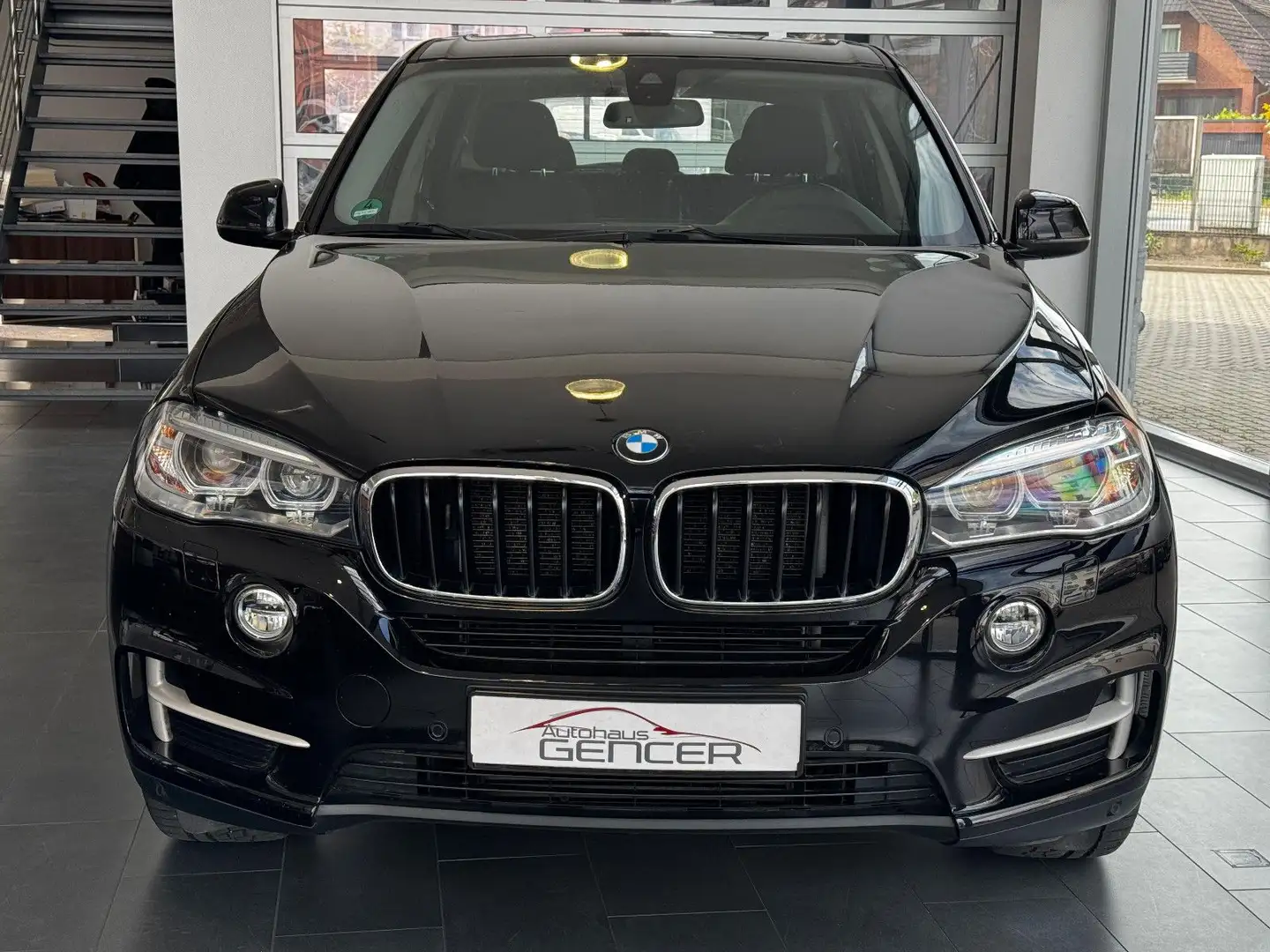 BMW X5 xDrive 25 d "Xenon/AHK/Memory/R-Kamera" Zwart - 2