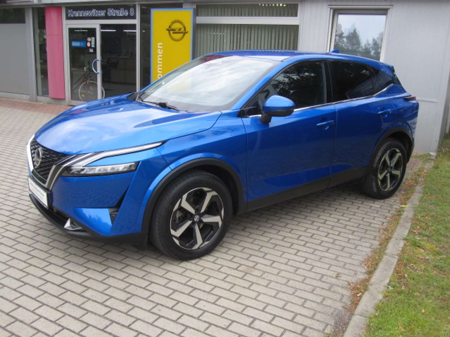 Nissan Qashqai nuo 367 €/ mėn Benzinas/Elektra 2021m. Kita Automatinė