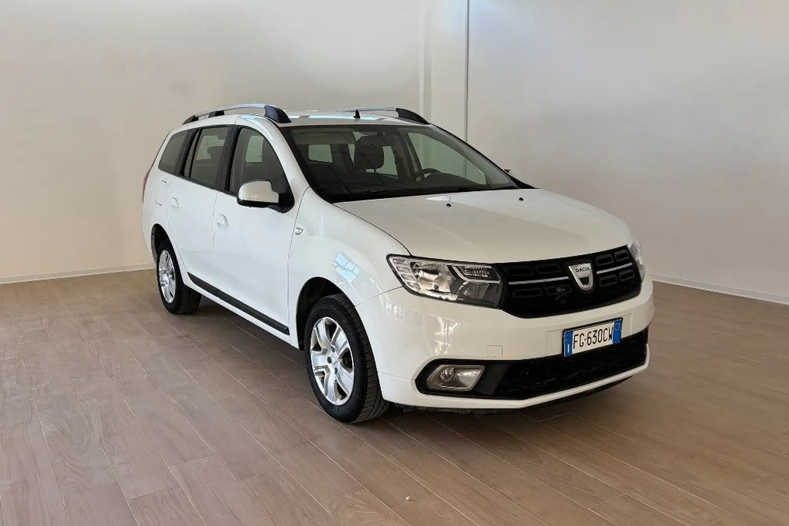 Dacia Logan MCV 0.9 TCe 12V 90CV TurboGPL Start&Stop Lauréate Bianco - 1