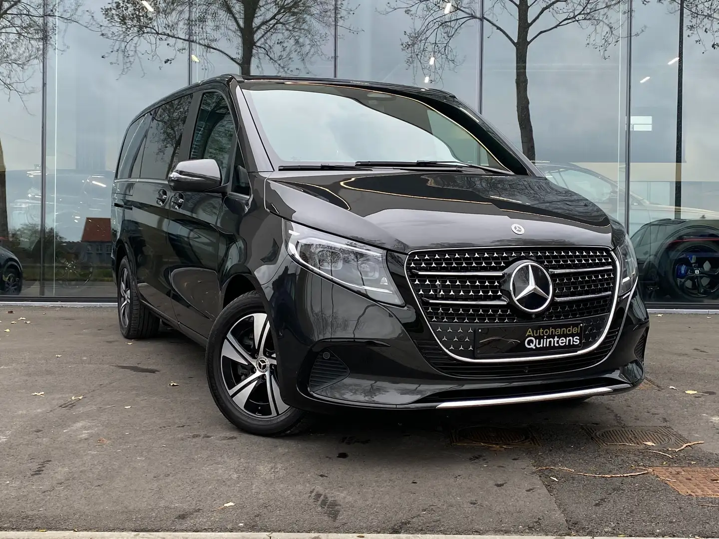 Mercedes-Benz V 250 Lichte vracht,N.Model,5 Plaatsen,Avantgarde,Leder Gris - 1