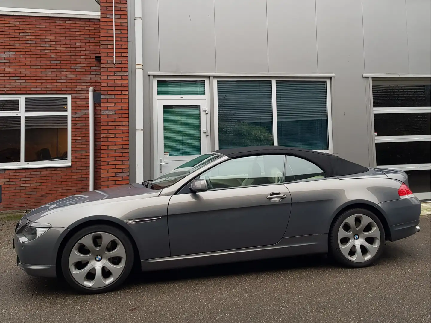 BMW 645 6-serie Cabrio 645Ci Cabrio Aut Navi Leder Afs 19" Gri - 2