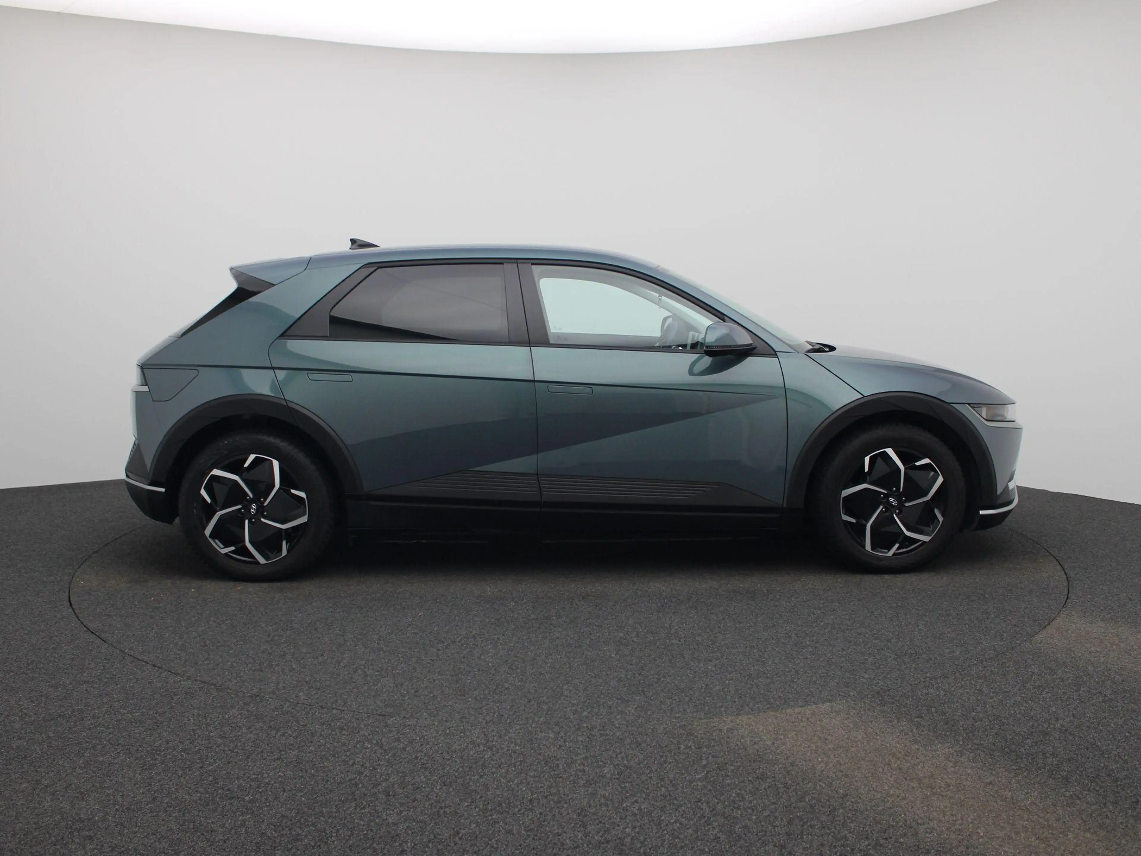 Hyundai IONIQ 5 77.4kWh Core LED | NAV | CARPLAY | CAMERA — photo 6