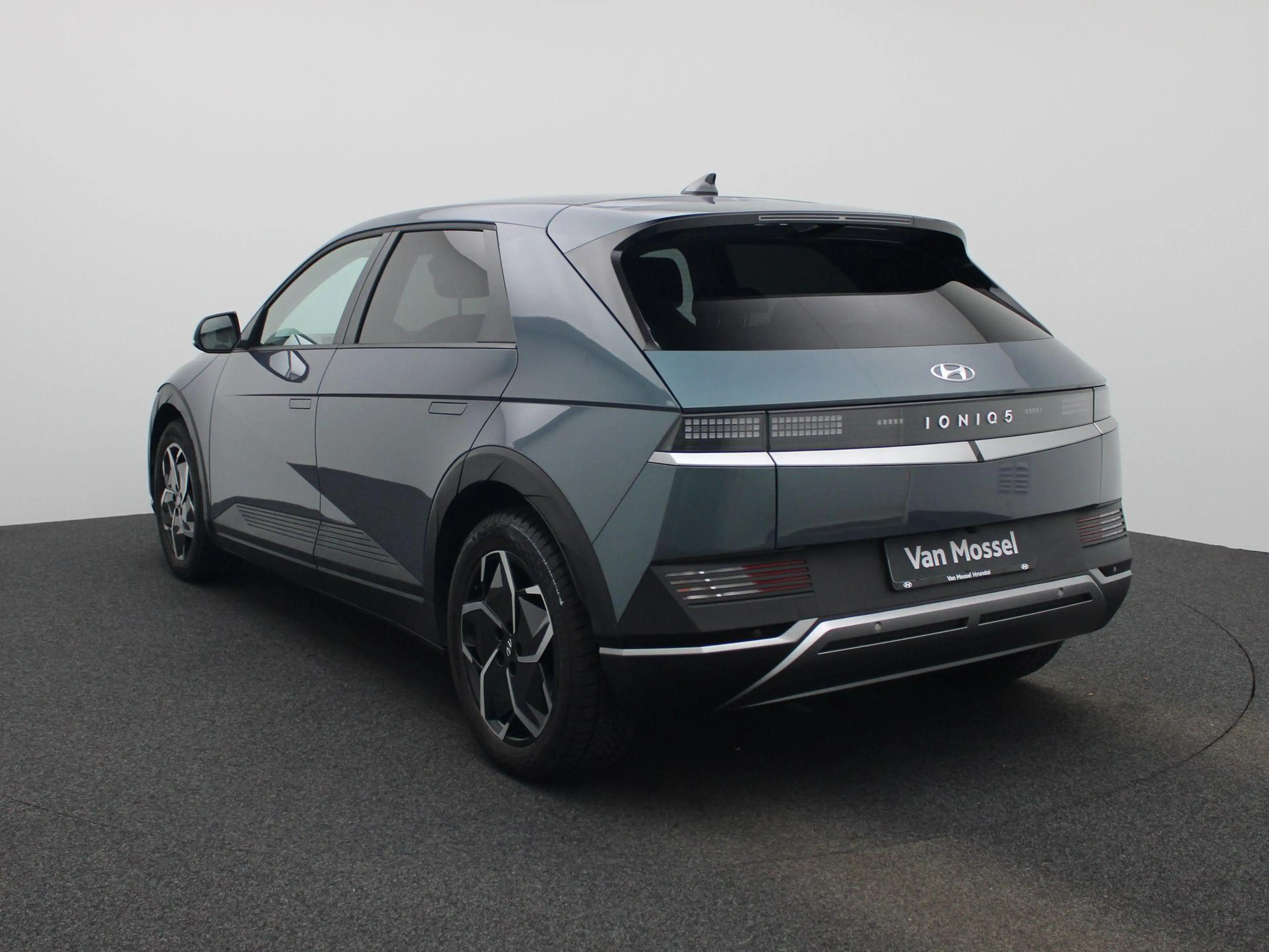 Hyundai IONIQ 5 77.4kWh Core LED | NAV | CARPLAY | CAMERA — photo 2
