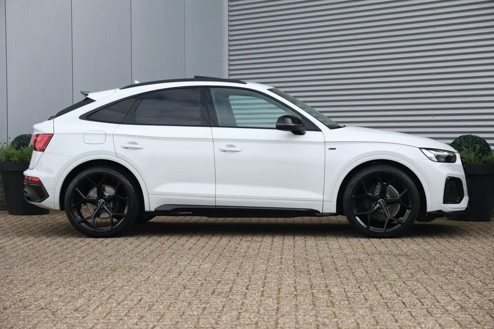 Audi Q5 Sportback 50 TFSI e S-Line 300pk Quattro Pano|Luch Wit - 2