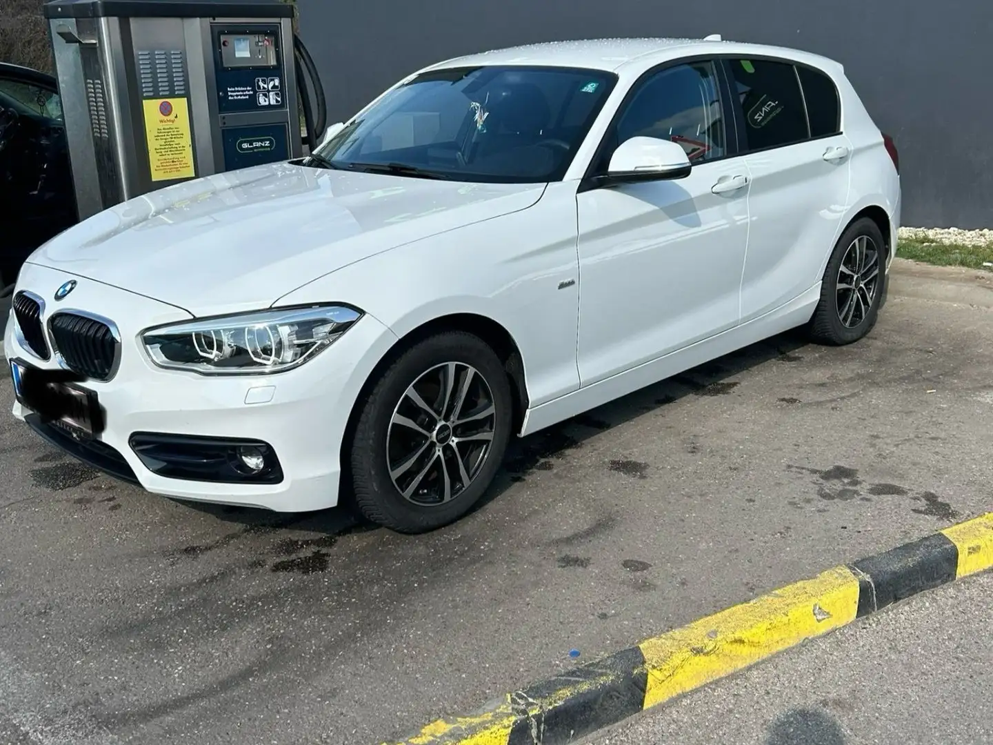 BMW 116 116d Sport Line Weiß - 1