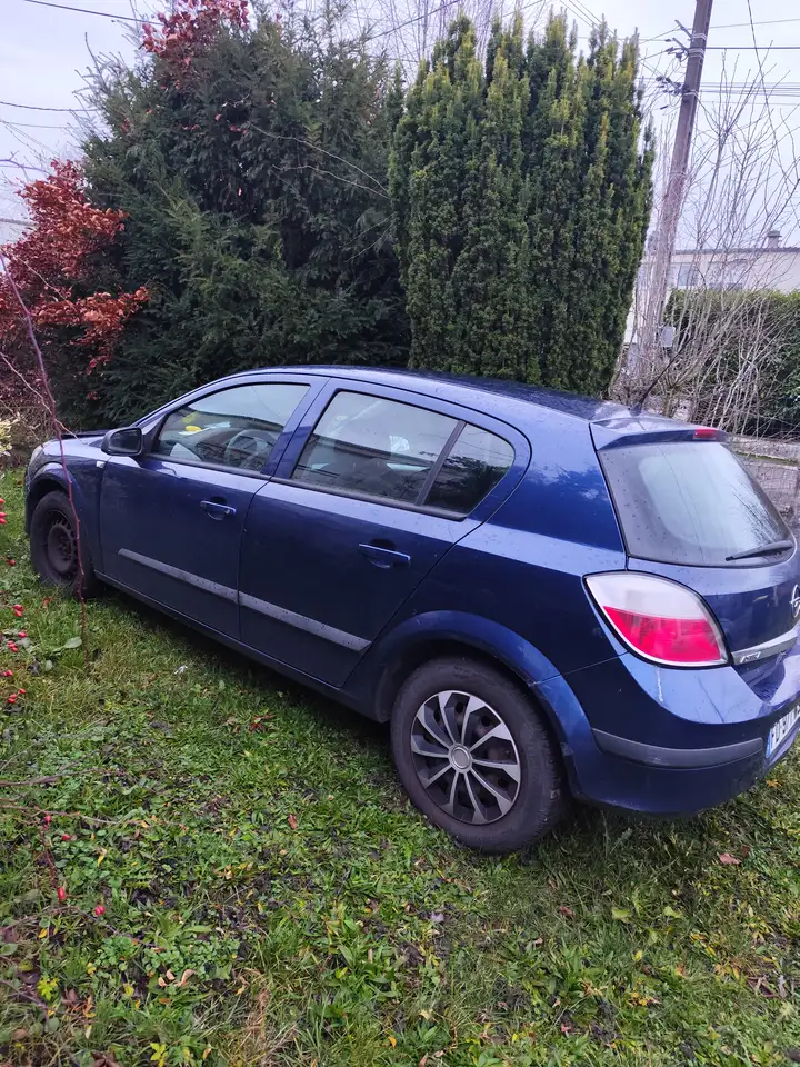 Opel Astra 1.7 CDTI - 100 BM6 Cosmo