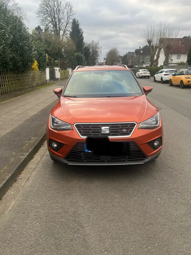 SEAT Arona FR Orange - 2