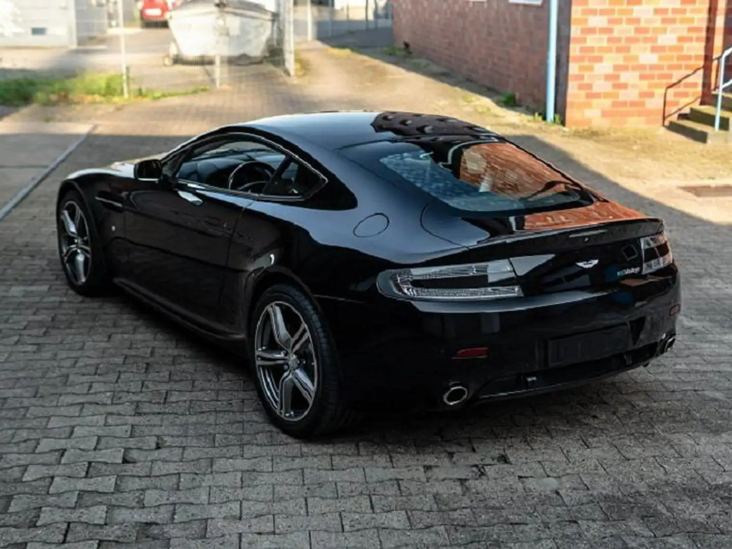 Aston Martin Vantage Vantage Coupe 4.3 V8 sportshift Nero - 1