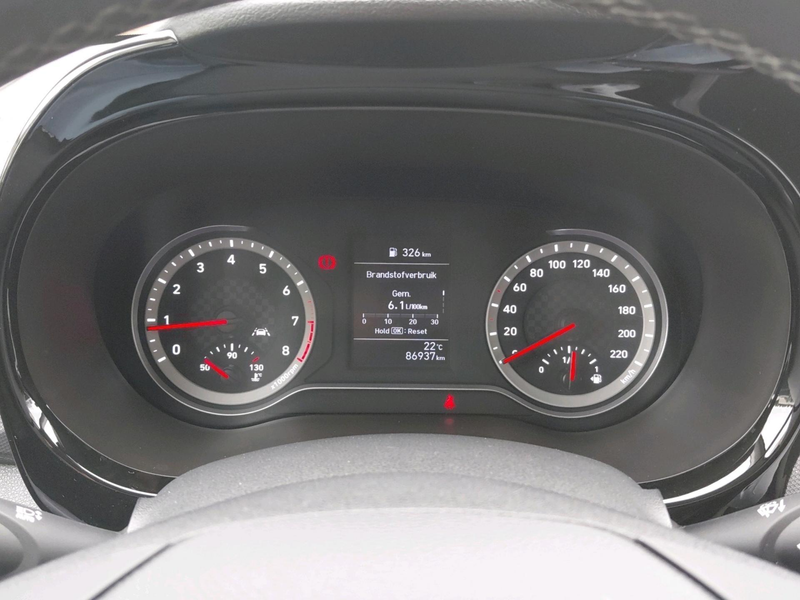 Hyundai i10 1.0 Comfort | Airco | Autonomous Emergency Braking — photo 15