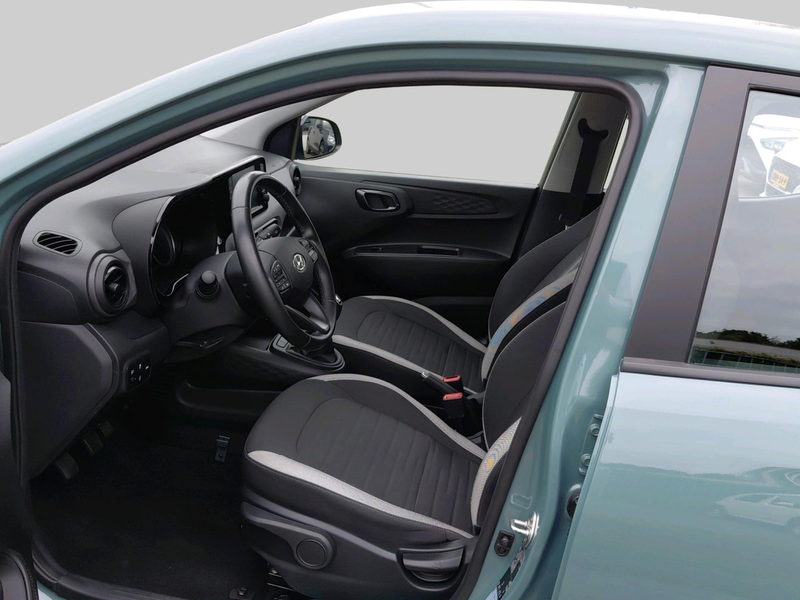 Hyundai i10 1.0 Comfort | Airco | Autonomous Emergency Braking — photo 12