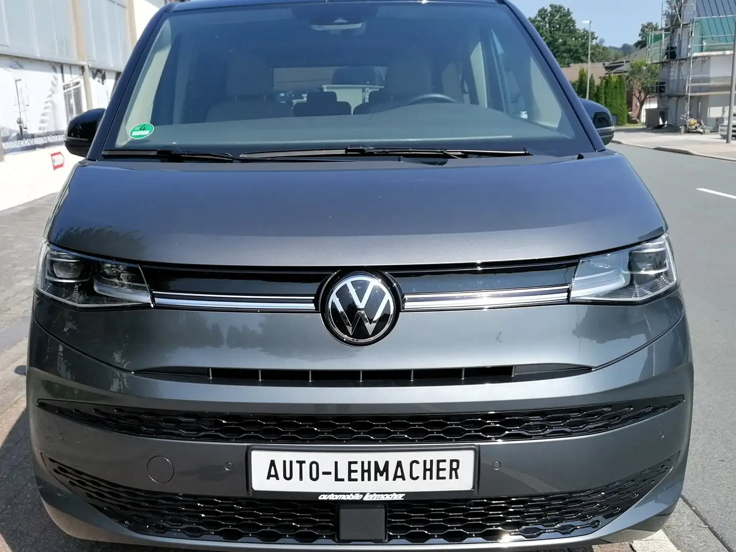Volkswagen T7 Multivan Life Edition Grau - 1