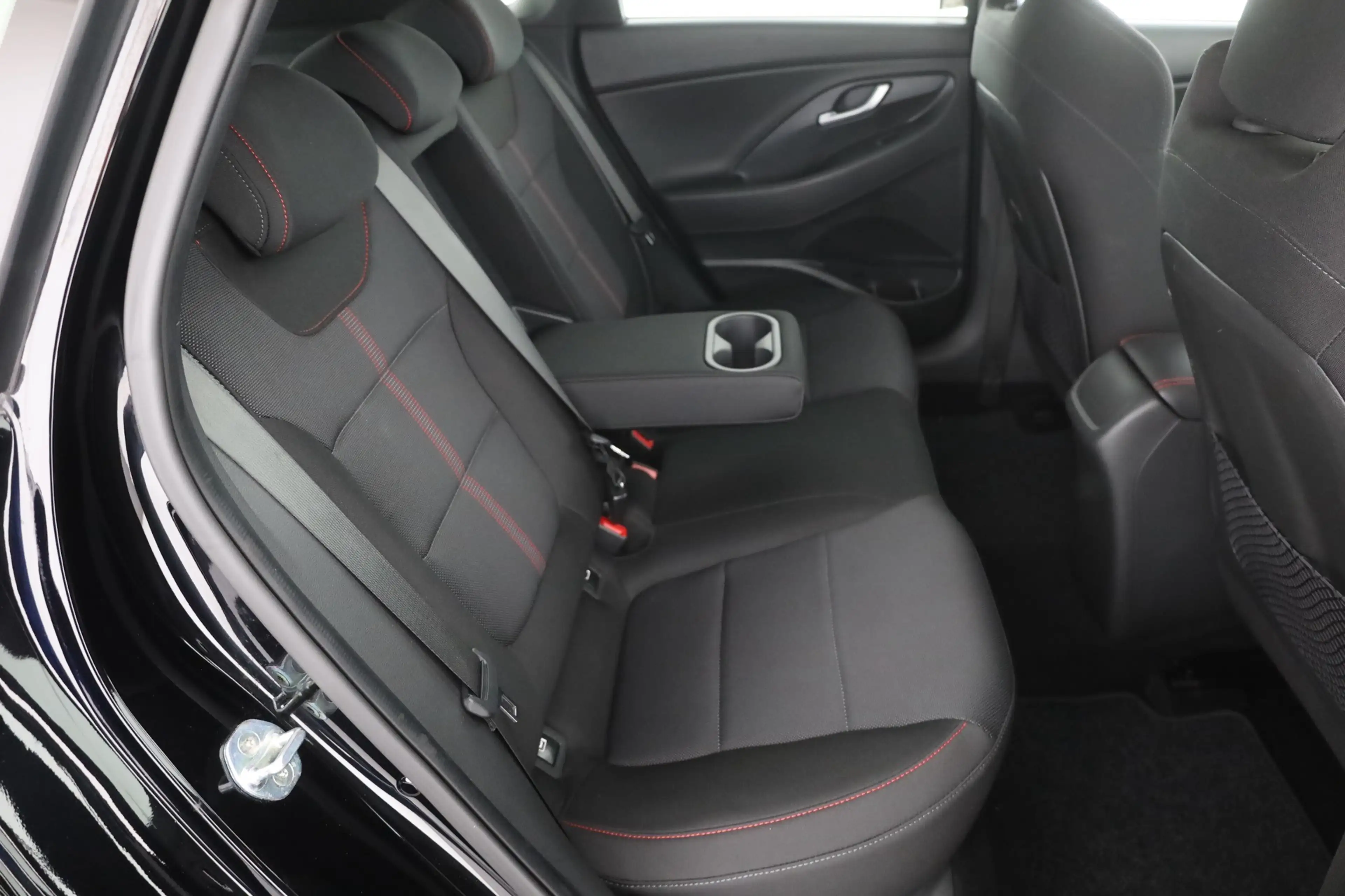 Hyundai i30 1.5 T-GDI N Line LED Navi Sitzheizung Kamera — photo 24