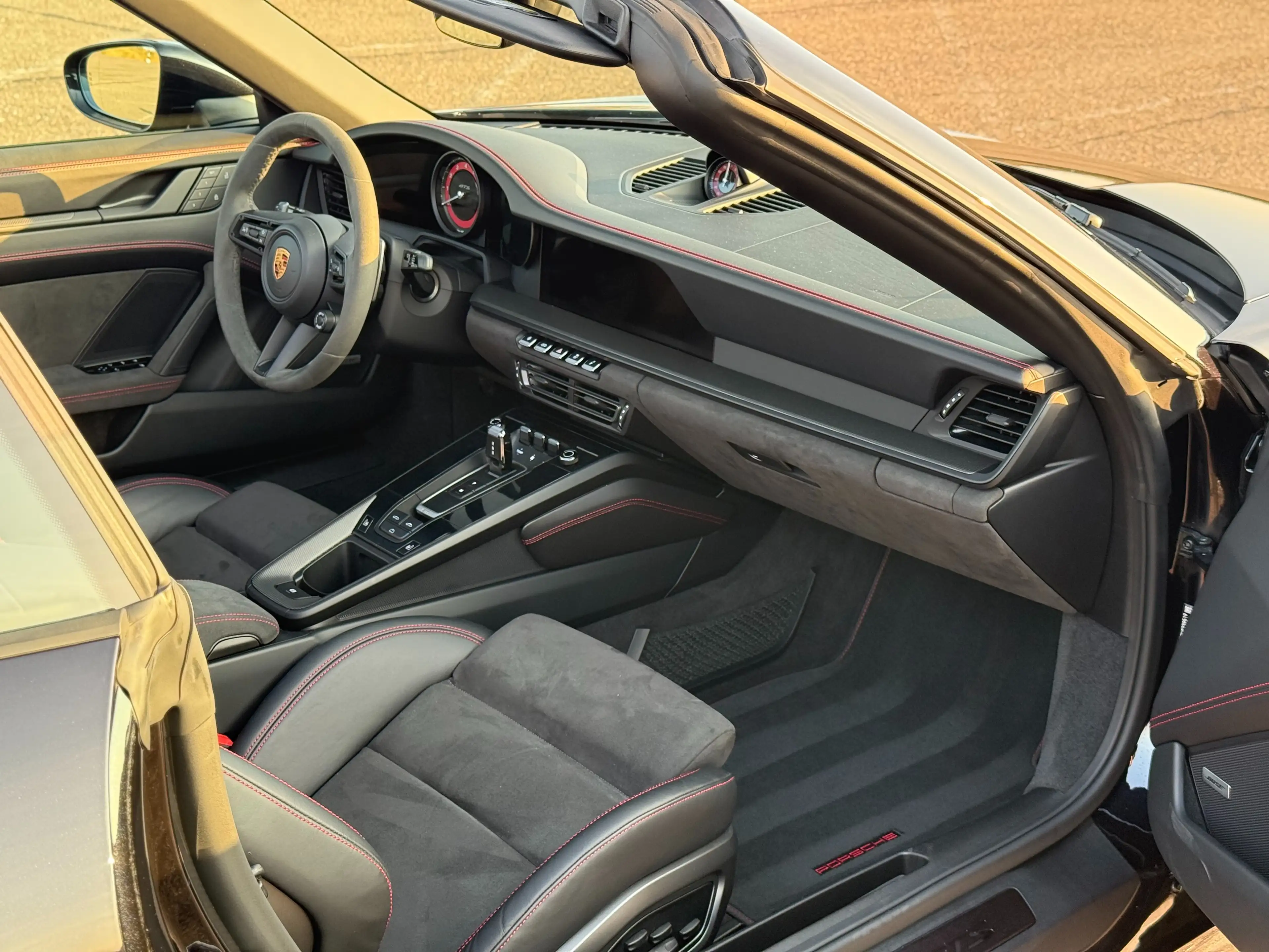 Porsche 911 Carrera GTS | SportDesign | Sportuitlaat | Carbon — photo 3