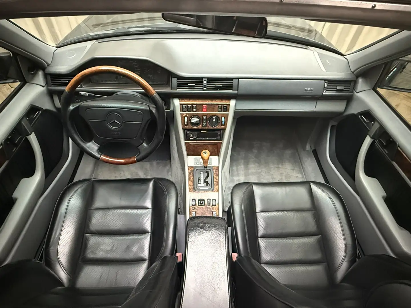 Mercedes-Benz 500 200-500 (W124) 400 E / Unieke Kans *Stealth E* Led Schwarz - 2