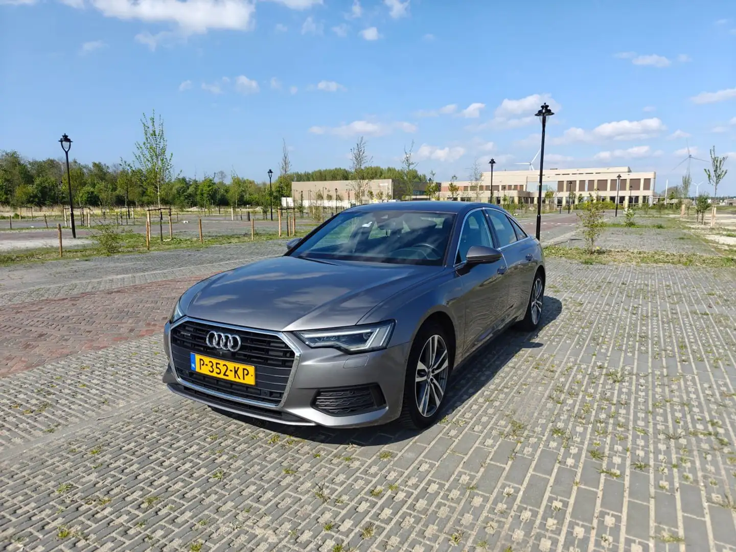Audi A6 45 TFSI quattro Grijs - 1