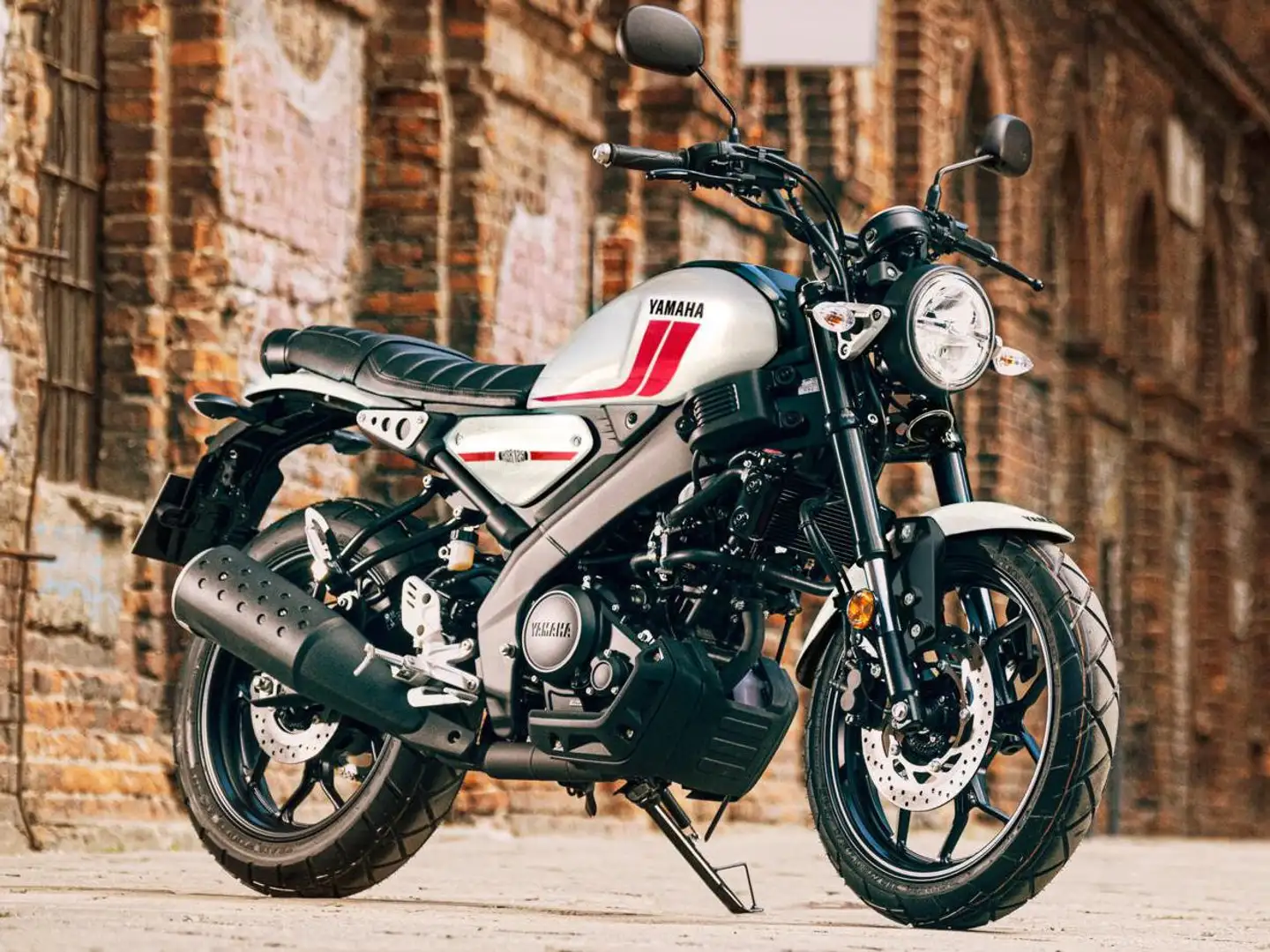 Yamaha XSR 125 HERITAGE WHITE Bianco - 1