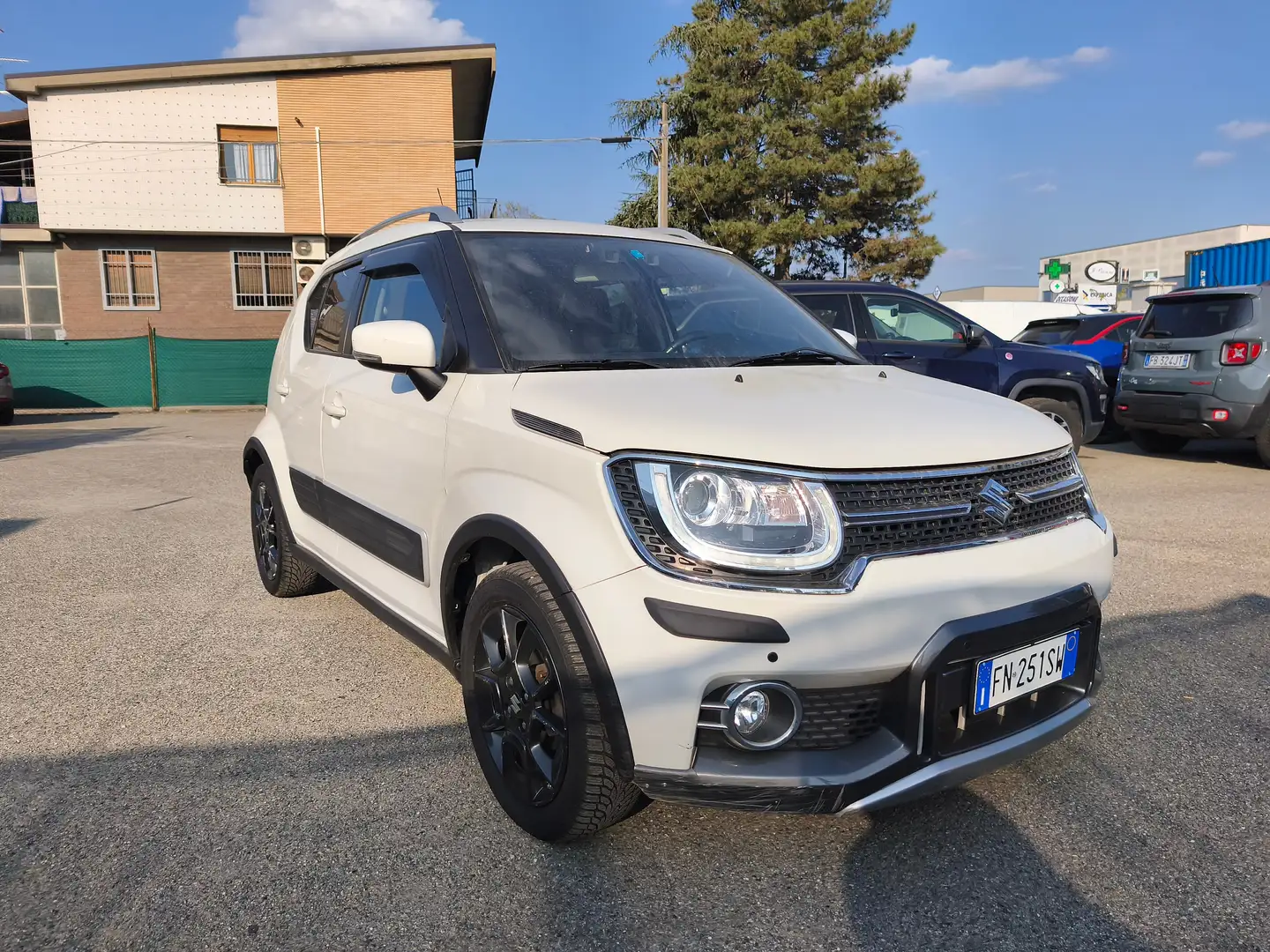 Suzuki Ignis Ignis III 2017 1.2h iAdventure 4wd allgrip - 2