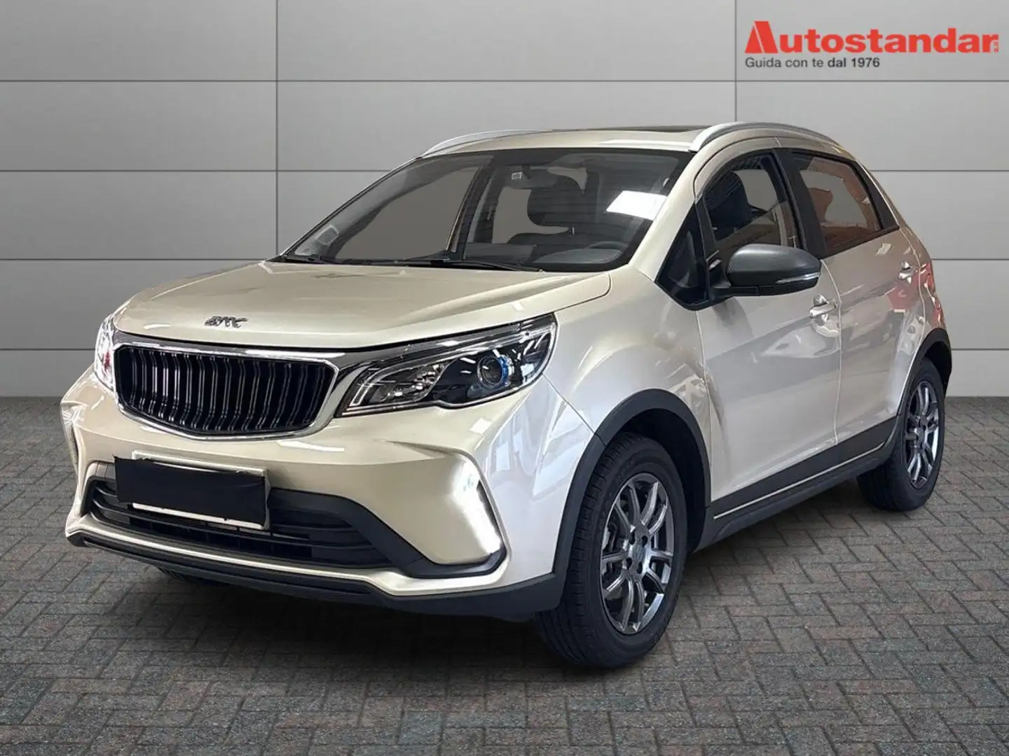 EMC Wave 2 1.5 CVT Gold - 1