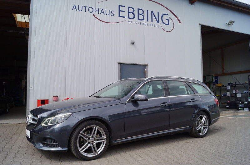 Mercedes-Benz E 220 E T-Modell E 220 BlueTec