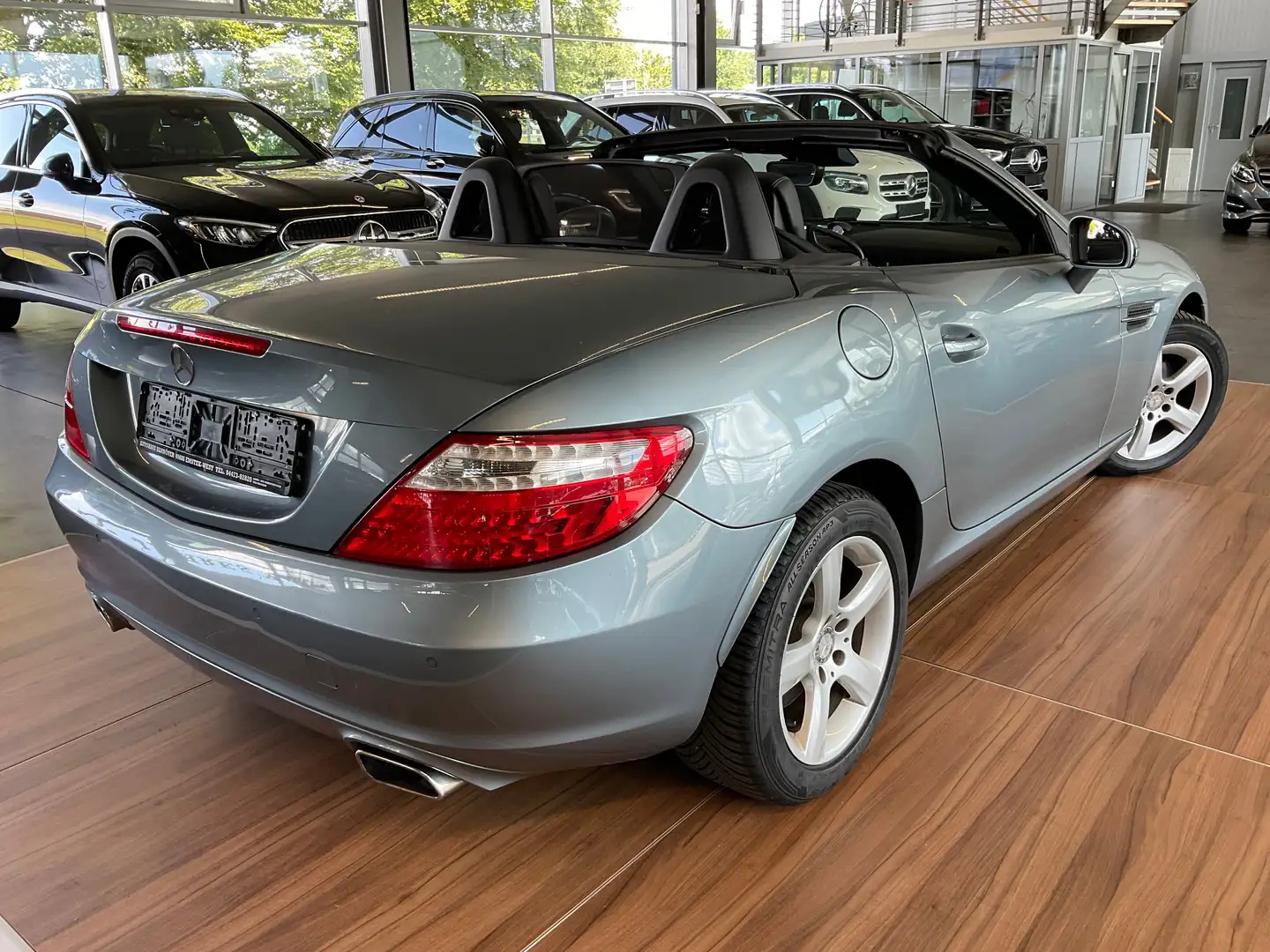 Mercedes-Benz SLK 200 SLK 200 BlueEfficiency DISTRONIC/BIXENON/ILS Argent - 2