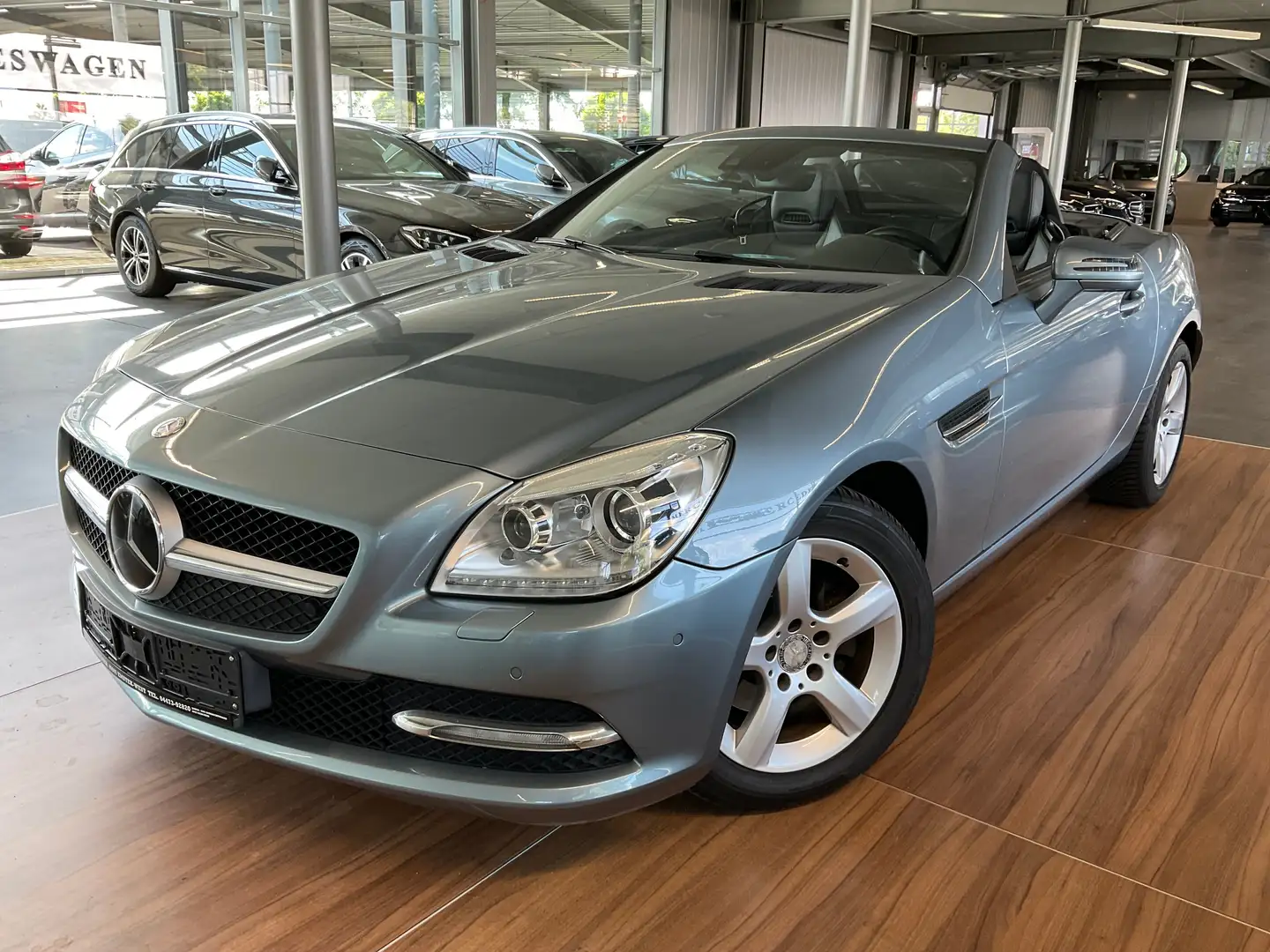 Mercedes-Benz SLK 200 SLK 200 BlueEfficiency DISTRONIC/BIXENON/ILS Argent - 1