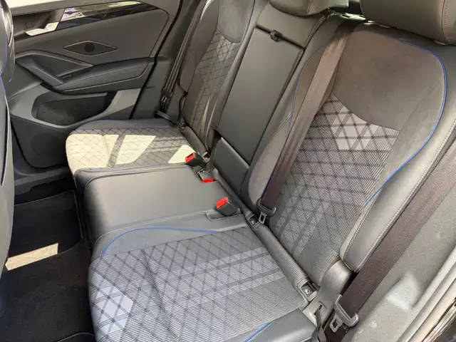 Volkswagen Tiguan view 14