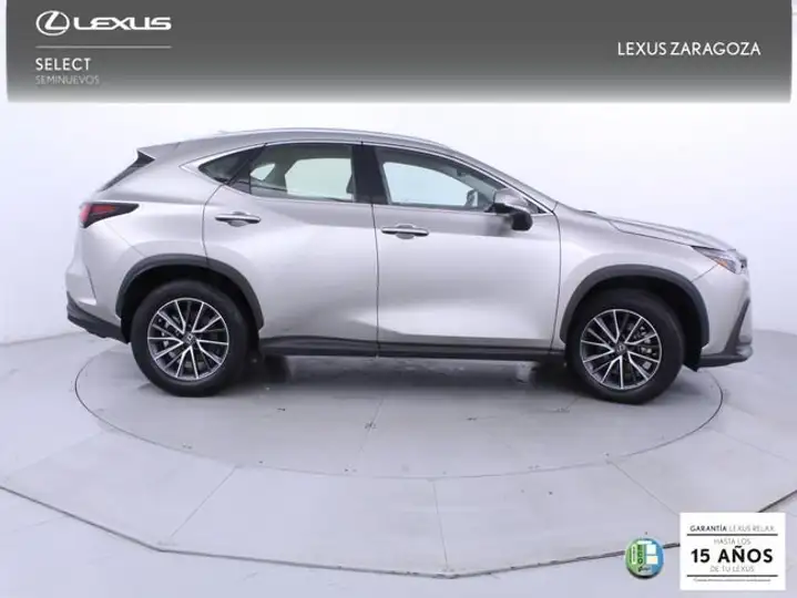 Lexus NX 2022, foto 24
