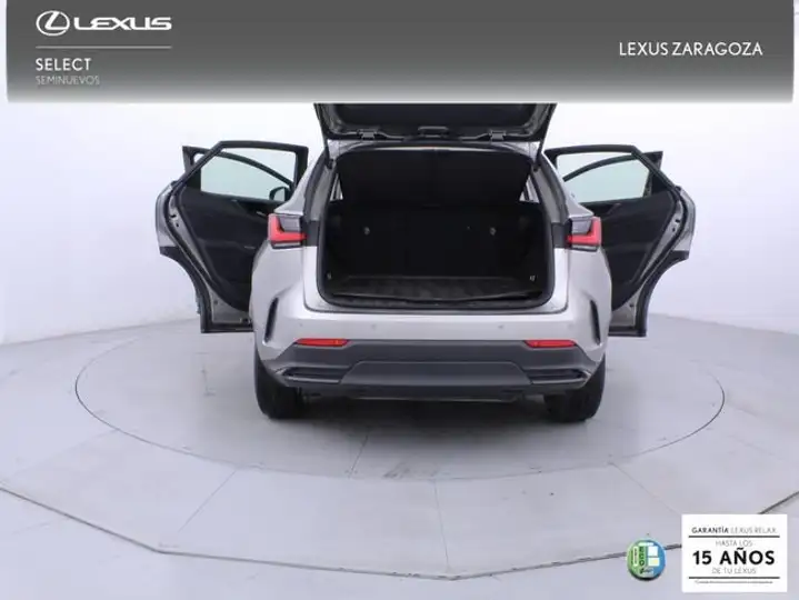 Lexus NX 2022, foto 10