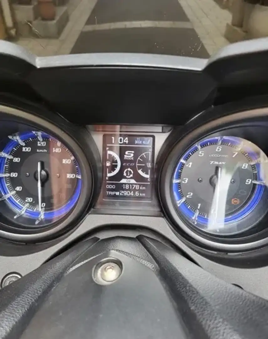 Yamaha TMAX 560 Negru - 2