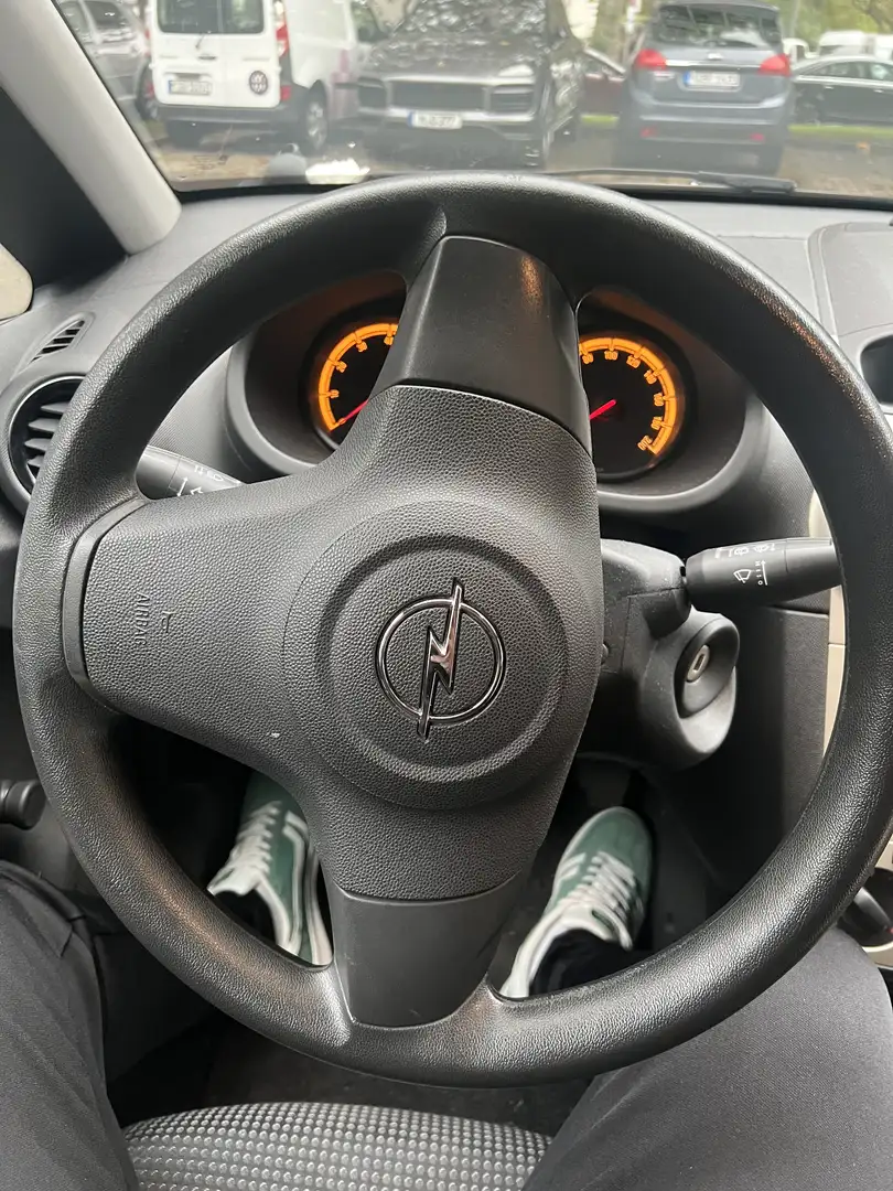 Opel Corsa 1.0 12V Selection 110 Jahre - 2