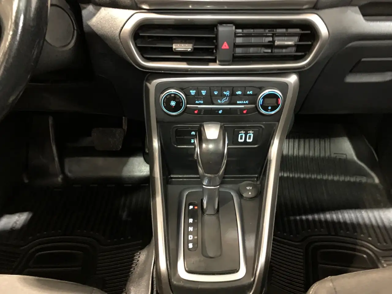 Ford EcoSport photo Ford EcoSport
