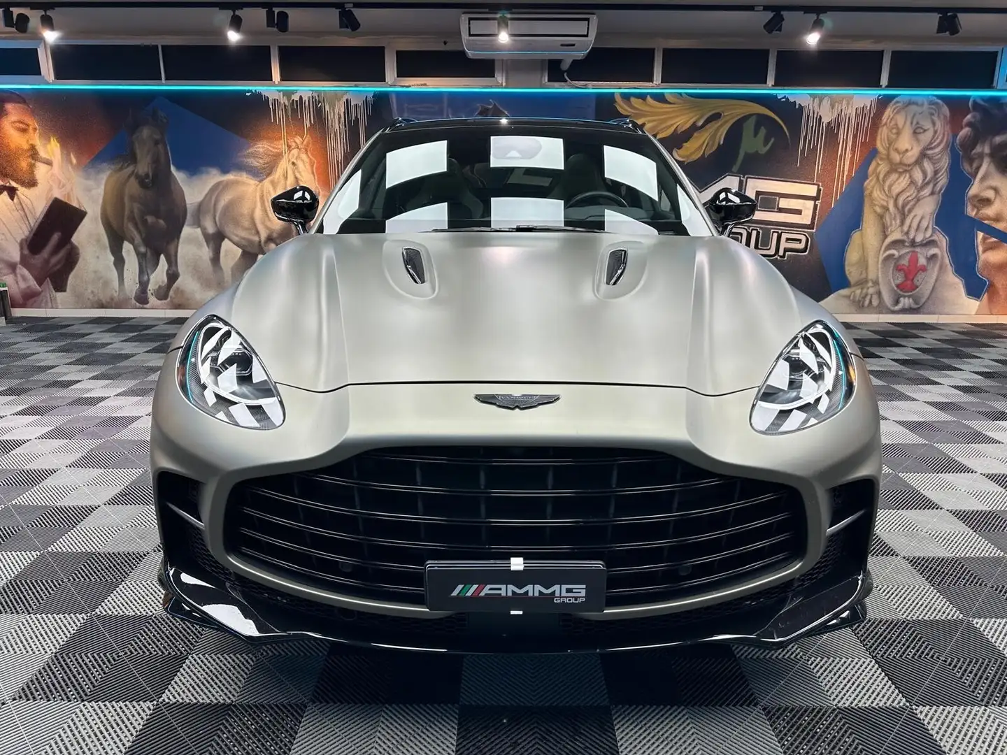 Aston Martin DBX DBX707 Grigio - 2