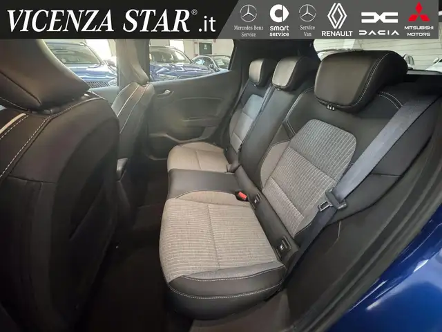 Renault Clio view 6