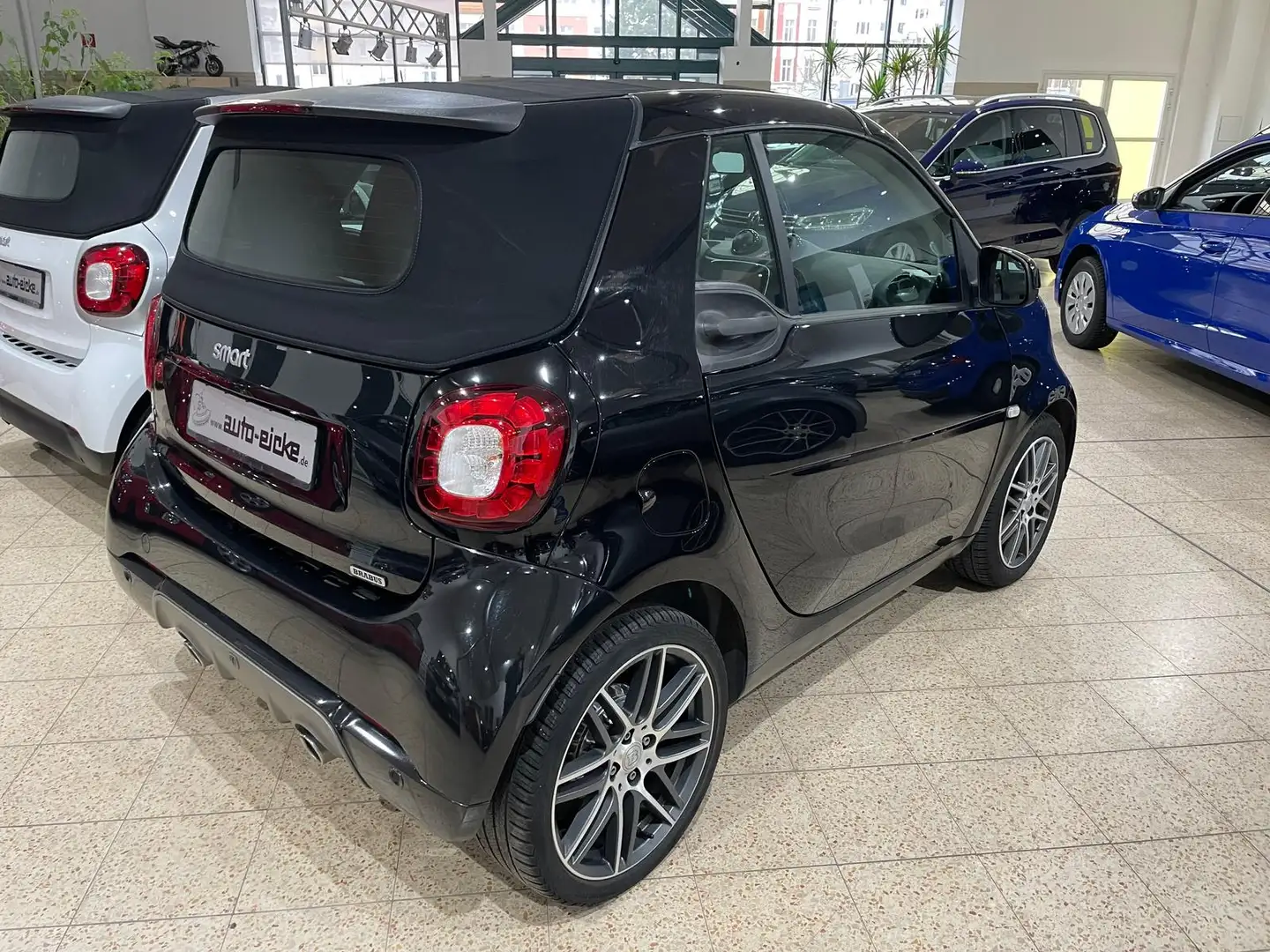 smart forTwo cabrio Brabus Xclusive TOP Zwart - 2
