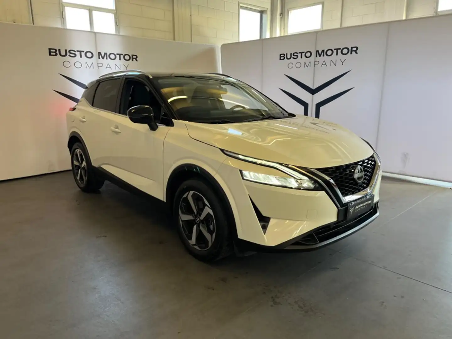 Nissan Qashqai MHEV 140 CV N-Connecta Bianco - 1