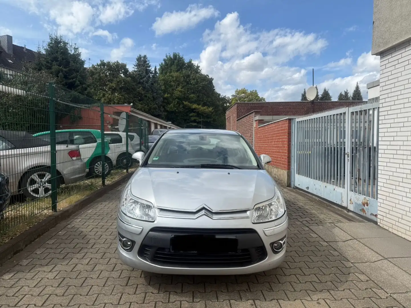 Citroen C4 Lim. Exclusive TÜV NEU*2.HAND*AUTOMATIK Šedá - 2