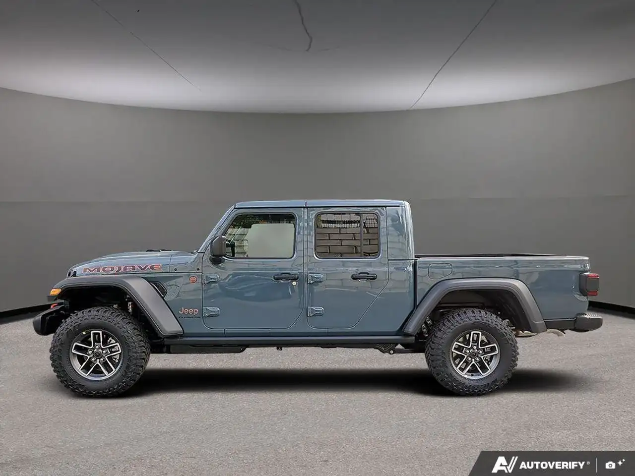 Jeep Gladiator снимка Jeep Gladiator