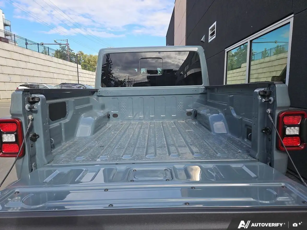 Jeep Gladiator снимка Jeep Gladiator