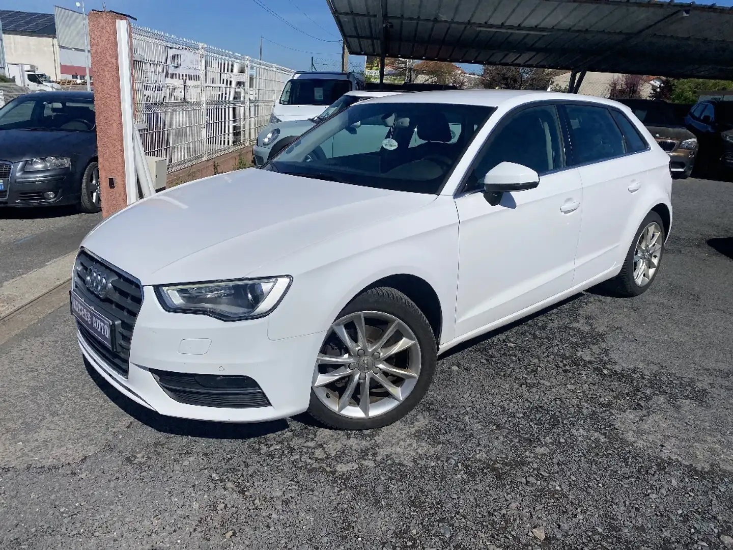 Audi A3 2.0 TDI 150 Advanced - 1