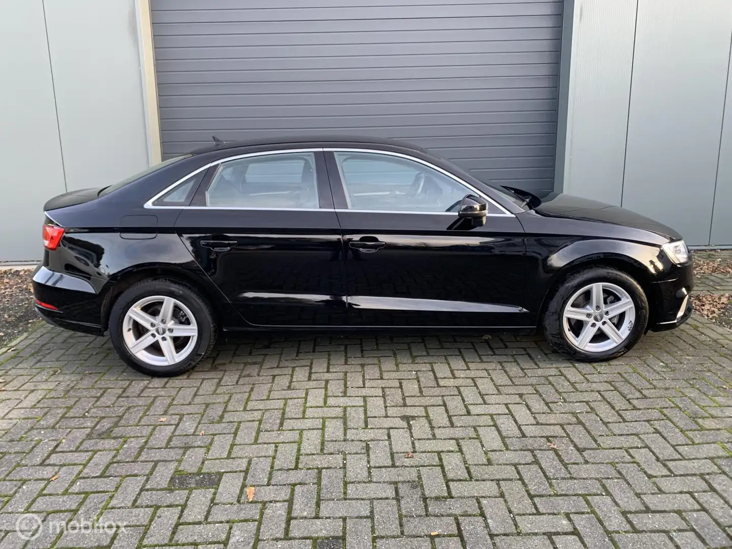 Audi A3 Limousine |Camera|NAVI|NL-Auto|incl.btw Audi A3 Li Nero - 2
