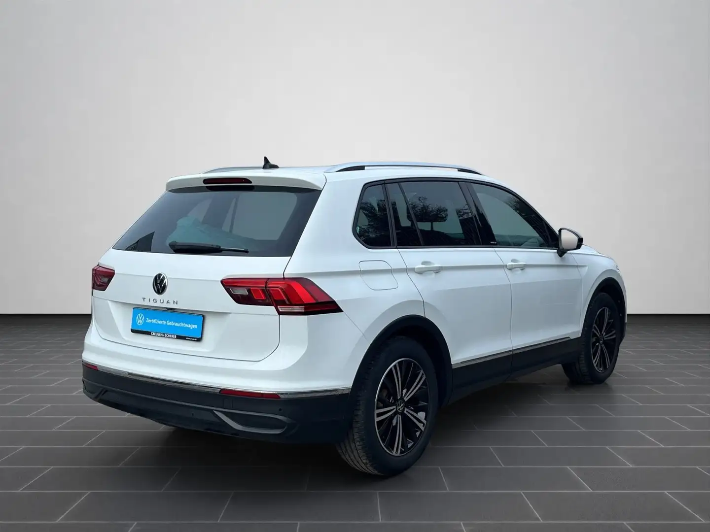Volkswagen Tiguan 1.5 TSI DSG Life NAVI SHZ RFK ACC RFK Weiß - 2